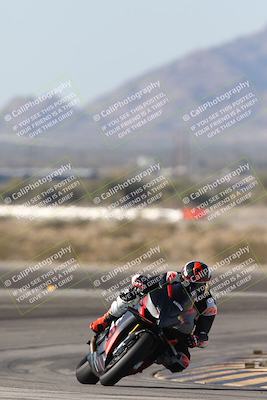 media/Nov-30-2025-TrackXperience (Sun) [[c0061d280f]]/1-Level 3/Session 4 (Turn11)/